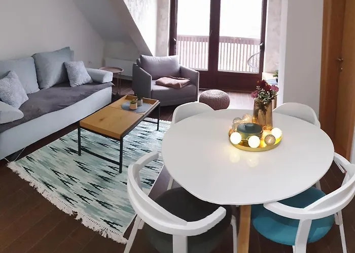 Lisica 24 Апартаменты Дивчибаре